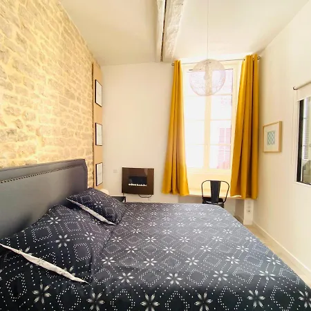 Feel@home Nemausus « Le 4 » Apartment