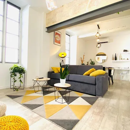 Feel@home Nemausus « Le 4 » *