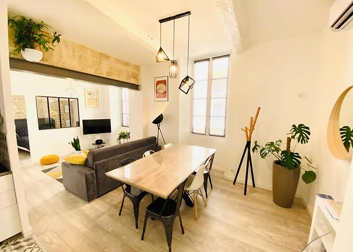 Appartement Feel@home Nemausus   Le 4 Nîmes